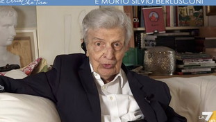 Berlusconi? Era già assente..., incredibile Furio Colombo: sconcerto in tv