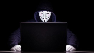 Boom di attacchi hacker in Italia: istituzioni e infrastrutture critiche sotto assedio