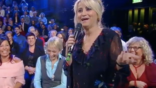 La partigiana è già scesa dalle montagne, Littizzetto travolta dai social