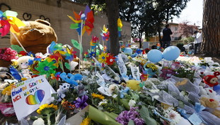 Perché restiamo in silenzio: sussulto della famiglia dello youtuber indagato