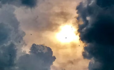 Estate imprevedibile. L'allarme di Giuliacci sull'altalena termica