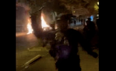 Poliziotto uccide un ragazzo, esplodono le banlieue:  notte di scontri