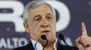 Mai con Le Pen. Elezioni europee, Tajani traccia la strada delle alleanze