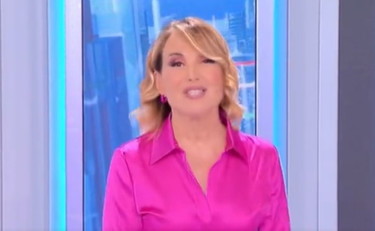 La rivelazione-bomba di Luxuria su d'Urso: dove la vedremo presto