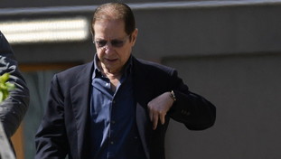 Giallo sul testamento di Berlusconi. 200 milioni al fratello Paolo? Ecco come stanno le cose