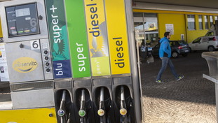 Viaggi estivi senza stangata: i prezzi di benzina e diesel