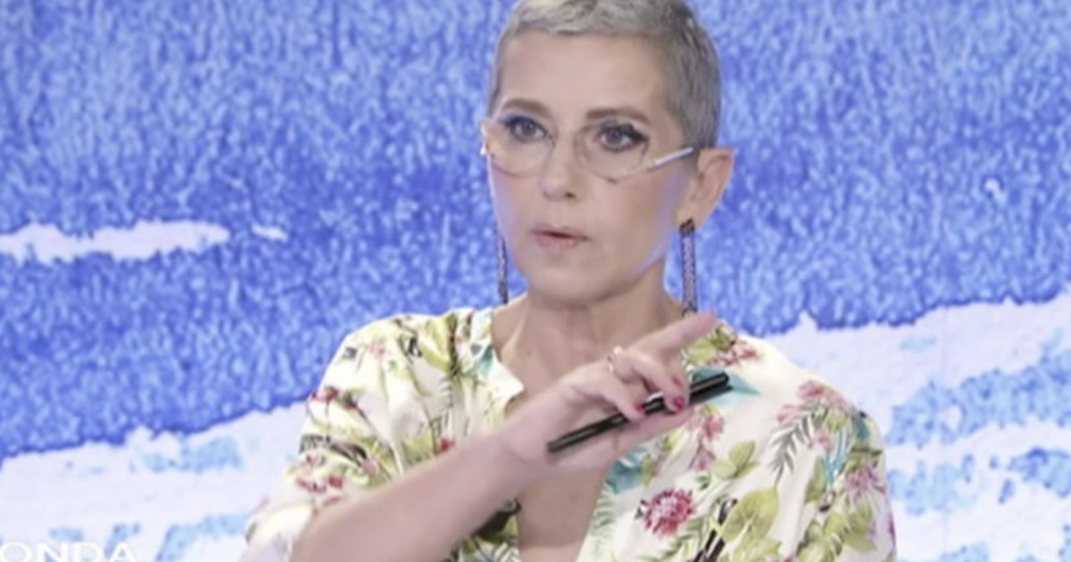 Concita De Gregorio announces the end