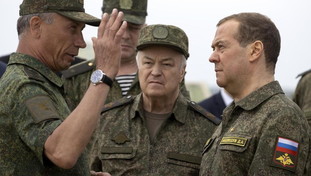 Il nonno vuole l'Armageddon nucleare, Medvedev minaccia Biden