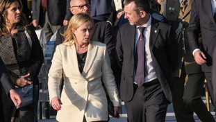 “Reazione alla riforma”. Il governo ora vuole abbassare i toni e cambiare la giustizia