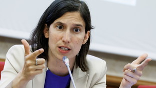 Una nuova tassa per gli italiani: Schlein e l'idea per tartassare tutti