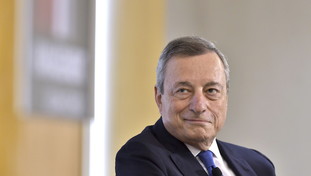 “Regole obsolete”. Il siluro di Draghi alla Ue sulle crisi comuni