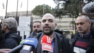 Salvini querela Saviano per gli insulti. E scatta l'insurrezione sul programma in Rai