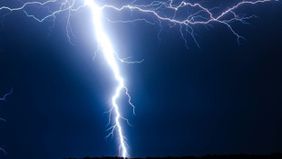 Agosto inizia male, Giuliacci annuncia la saccatura: cos'è e dove colpirà