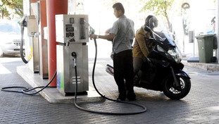 L'ultima media dei prezzi della benzina è sconcertante: nuovi aumenti