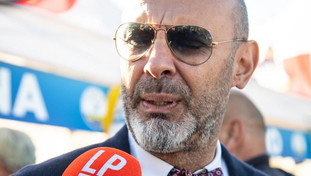 Ingiustificata barbarie, Pillon a valanga sulla sinistra sull'utero in affitto