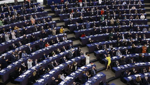 Diritto al contante nella Costituzione: così l'Austria tiene testa all'Ue