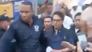 Ecuador sotto choc, assassinato il candidato presidente: Paese nel caos