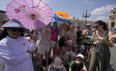 Temperature insane. Allarme Giuliacci, a cosa dobbiamo stare attenti