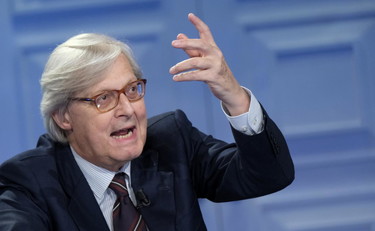 Parole di buon senso. Sgarbi difende il libro di Vannacci