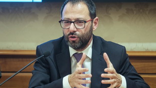 “Il lavoro di Schlein funziona”. Il nuovo M5S è la succursale del Pd