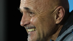 “Emozione indescrivibile”. Spalletti si presenta e stuzzica il Napoli sulla clausola