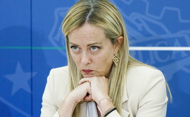 Effetto estate. Che succede nella fiducia degli italiani. Chi ne approfitta