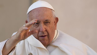 Insulto mai visto al Papa: il fedelissimo di Zelensky fa allibire tutti