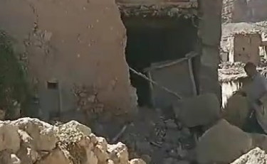 Villaggio raso al suolo e case polverizzate: il video choc | GUARDA