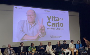 Verdone presenta la seconda stagione di Vita da Carlo: “Che fatica le serie tv!”