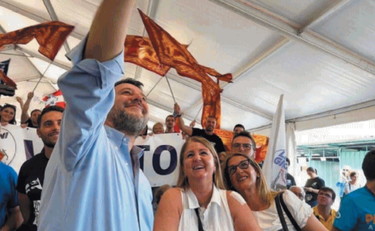 Europa arrogante e distratta. Migranti, Salvini rilancia i decreti sicurezza