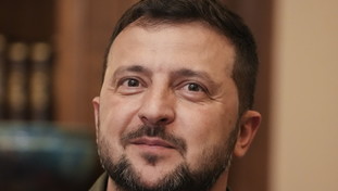 Zelensky non può più nascondere la verità: l'ammissione è clamorosa