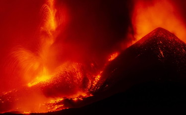 Un'eruzione peggiore di Pompei. Campi Flegrei, l'allarme del vulcanologo è da brividi