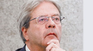Solo Gentiloni può salvare la poltrona di Schlein