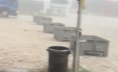 Meteo-choc in Puglia, grandine come palle da tennis: le immagini impressionanti