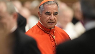 Il futuro di Becciu, quella voce in Vaticano sul processo: Incomprensibile se...