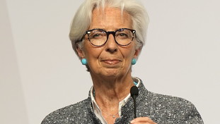 “La lotta all'inflazione non è finita”. Lagarde stringe ancora la cinghia