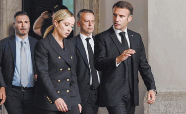 Emergenza migranti, piano Meloni-Macron per una soluzione europea