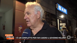 Ci mancava solo Santoro: il primo obiettivo del nuovo partito di ultra-sinistra