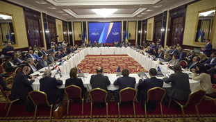 Tajani e i ministri Ue, presto nuove armi. Mosca attacca: Occidente stanco della guerra