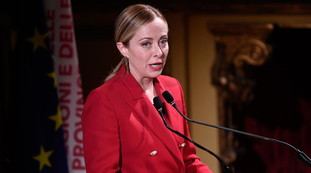 Politica e complotti, chi rema contro il governo. Il retroscena su Meloni