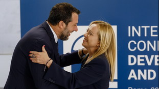 Berlino sbatte contro il granito di Roma: la stampa tedesca elogia il governo