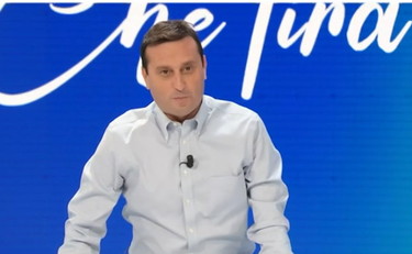 Anche subito: Parenzo fa impazzire i no-vax, quel gesto in diretta...