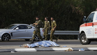 Quasi 700 morti in un giorno: l'ennesima guerra che devasta Israele