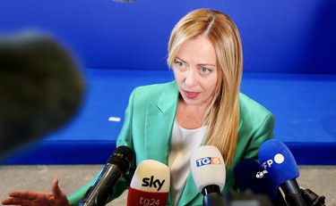Guerra in Medio Oriente, Meloni al vertice telefonico con Macron, Scholz e Biden