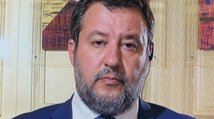 Infrangono la legge da anni. Bordata Salvini contro l'Austria