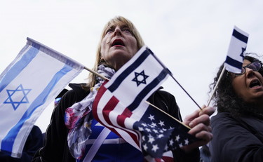 La rete si schiera con Israele, cosa temono gli italiani