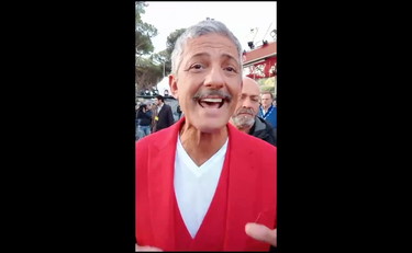 Fiorello, bomba su Amadeus e stoccata a sinistra: 