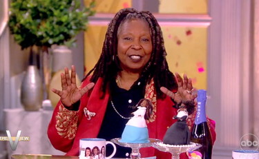 Fiorello spiazzato dalle parole di Whoopi Goldberg: Non ci credo