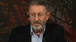 Mi mette malinconia. Bocciato in tv. Perché Grillo non piace neanche a Serra