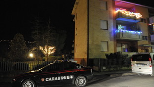 Un dramma dopo l'altro: femminicidio a Fano, donna strangolata